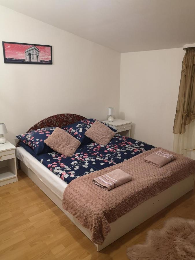 Zajazd Lesny Tuszyn Extérieur photo