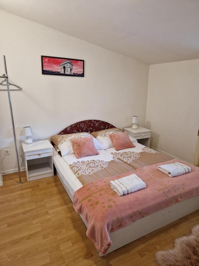 Zajazd Lesny Tuszyn Extérieur photo