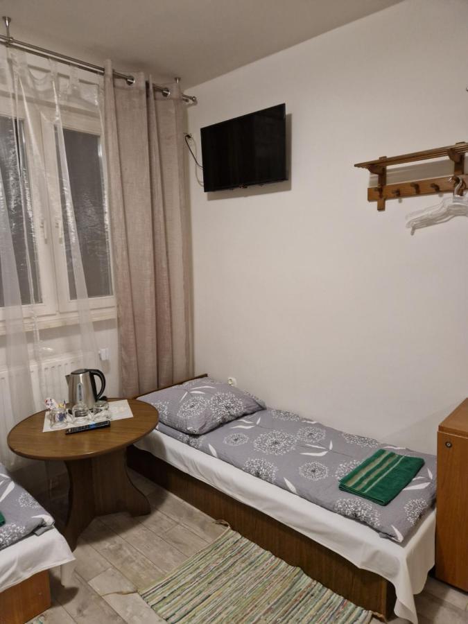 Zajazd Lesny Tuszyn Extérieur photo