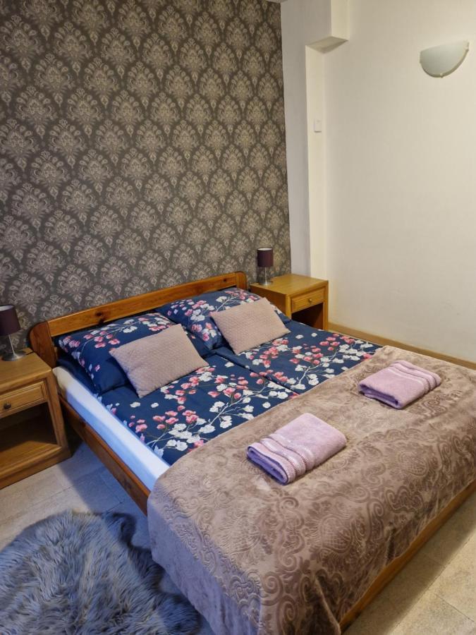 Zajazd Lesny Tuszyn Extérieur photo
